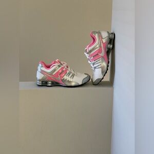 💎👟 Bling ✨NIKE Shox Current; sz 8 USA Women’s